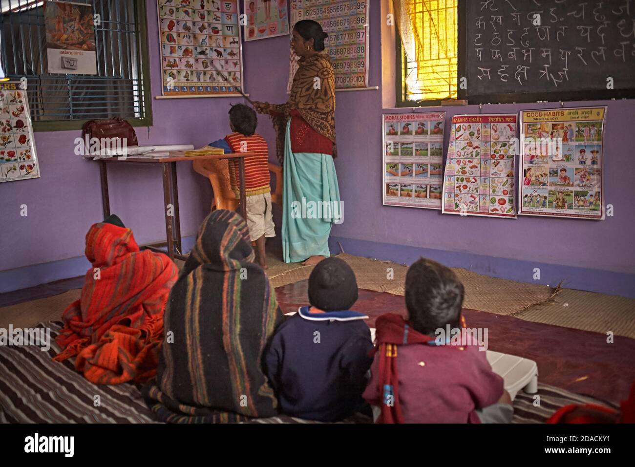 Varanasi, India, January 2009. A class in a school Stock Photo - Alamy