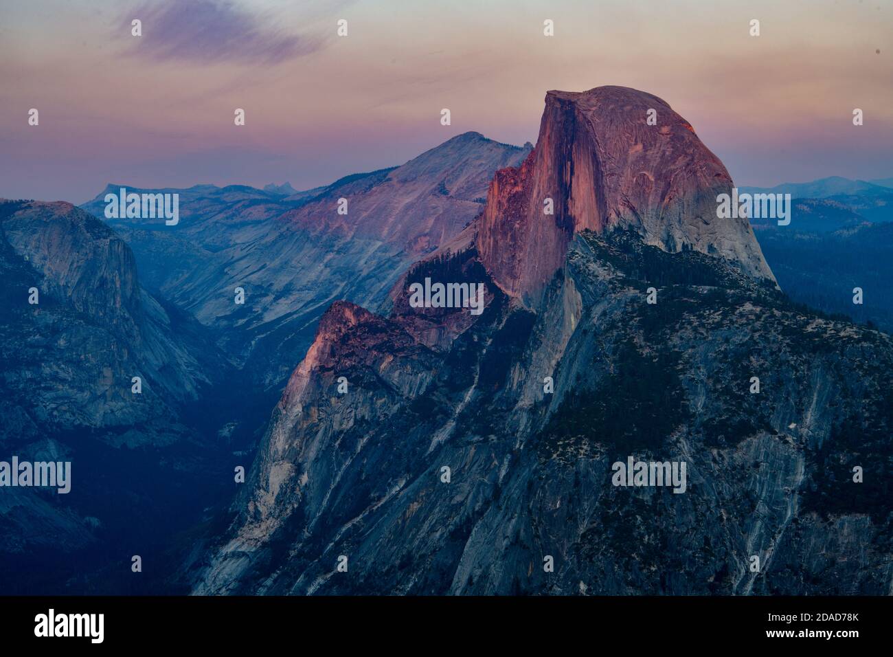 Yosemite Valley at Sunset - view from Glacier Point Stock Photo