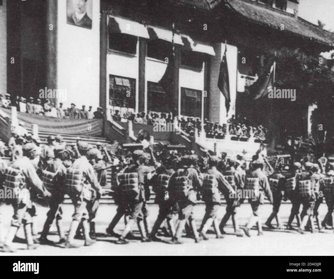 The People's Liberation Army entering Guangzhou on 14 October 1949 Stock Photo