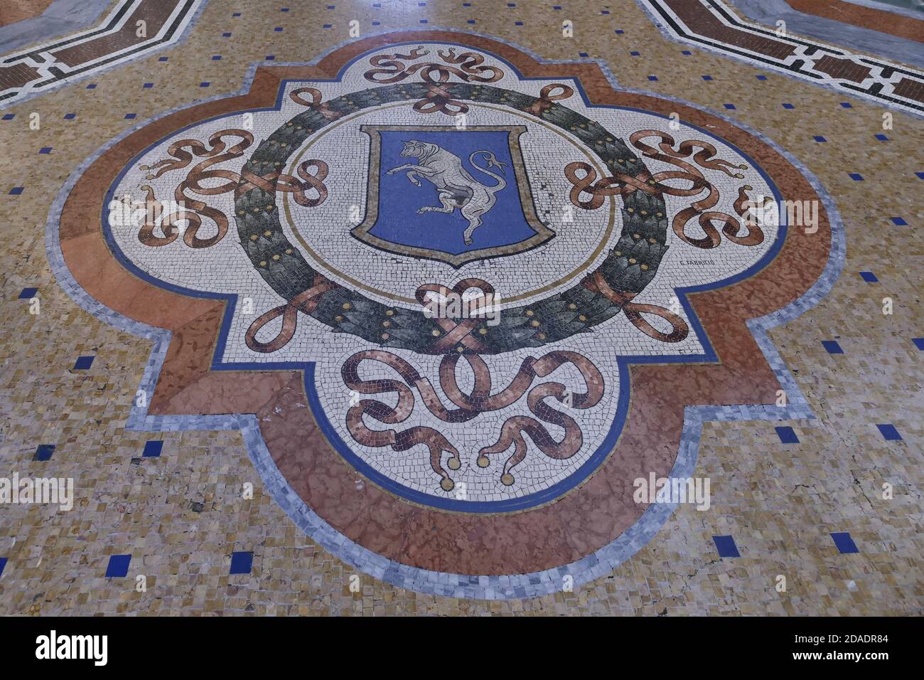 Bull art work Mosaic on floor of Vittorio Emanuele gallery, Milan, Italy  Stock Photo - Alamy