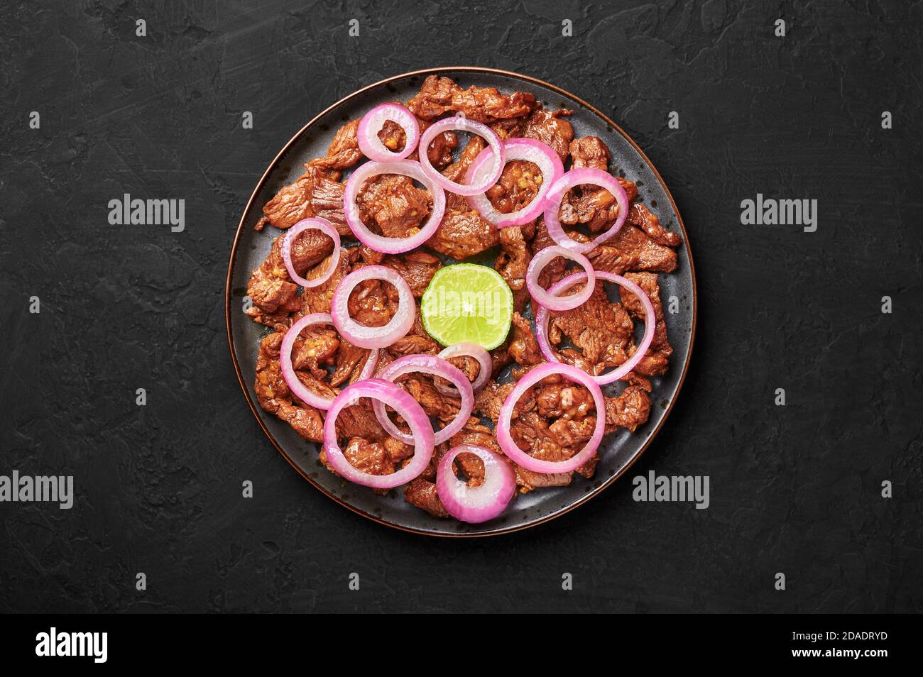 Encebollado de beaf