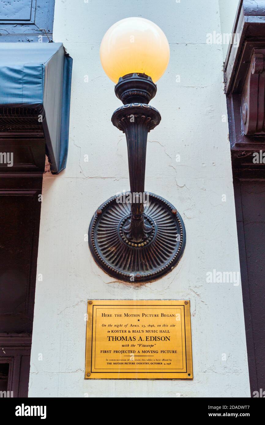 Plaque outside Macy’s department store commemorating Thomas Edison’s first projection of a moving picture,  New York City, New York State, United Stat Stock Photo