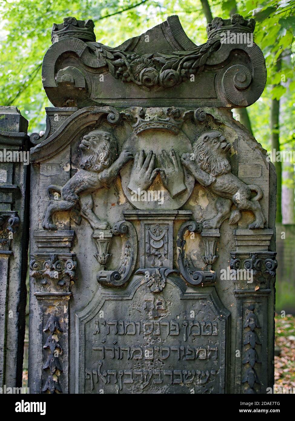 Grabsteine auf dem Jüdischen Friedhof Altona Stock Photo
