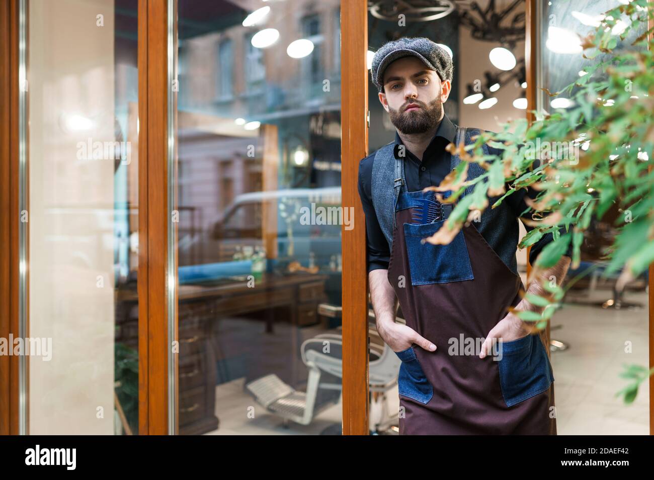 Page 3 Barbershop Exterior High Resolution Stock Photography And Images Alamy