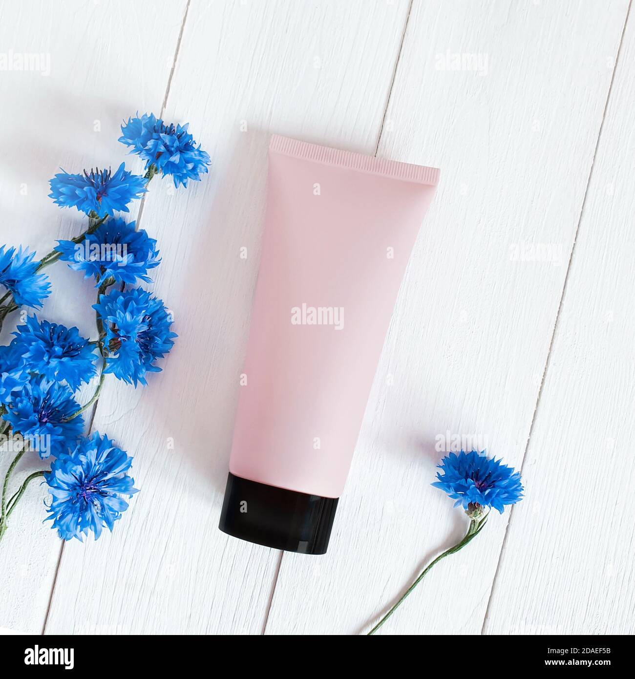 Download Black Tube Mock Up High Resolution Stock Photography And Images Alamy