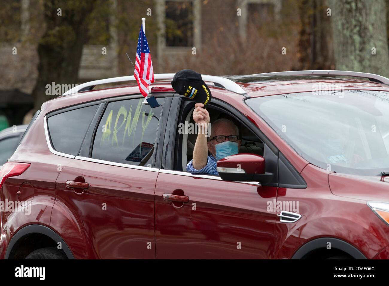 Girls in blue convertible car hires stock photography and images Alamy