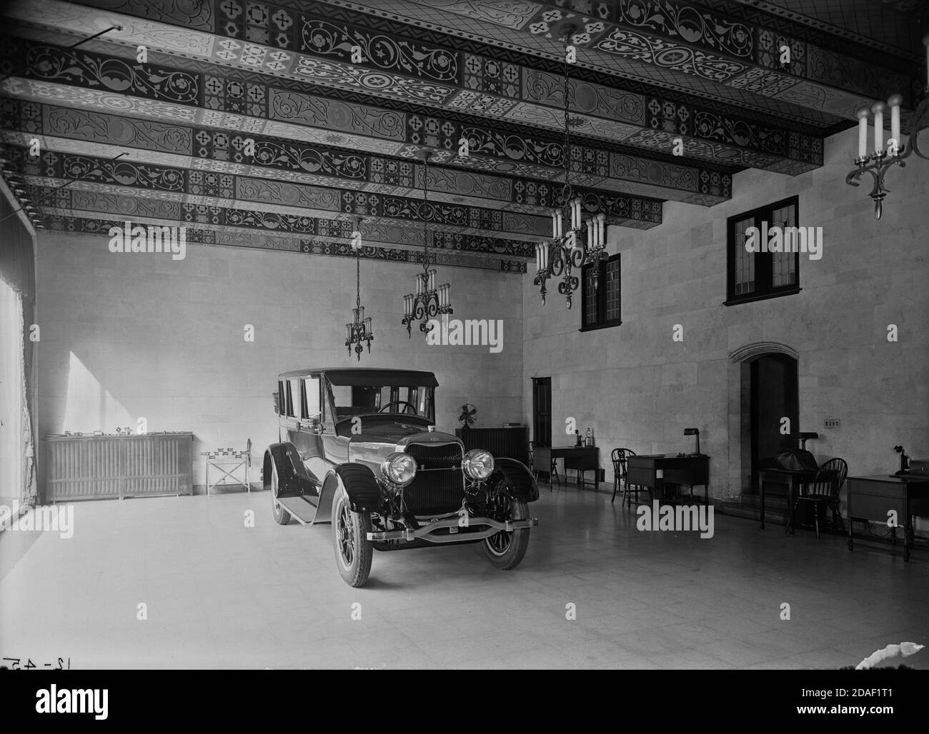 Automobile in Lincoln Park Sales Garage, architect Olsen and Urbain, circa 1923-1936. Stock Photo
