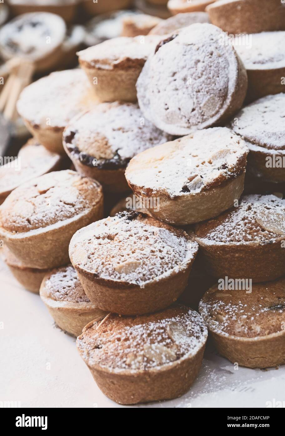 Artisan mince pie hi-res stock photography and images - Alamy