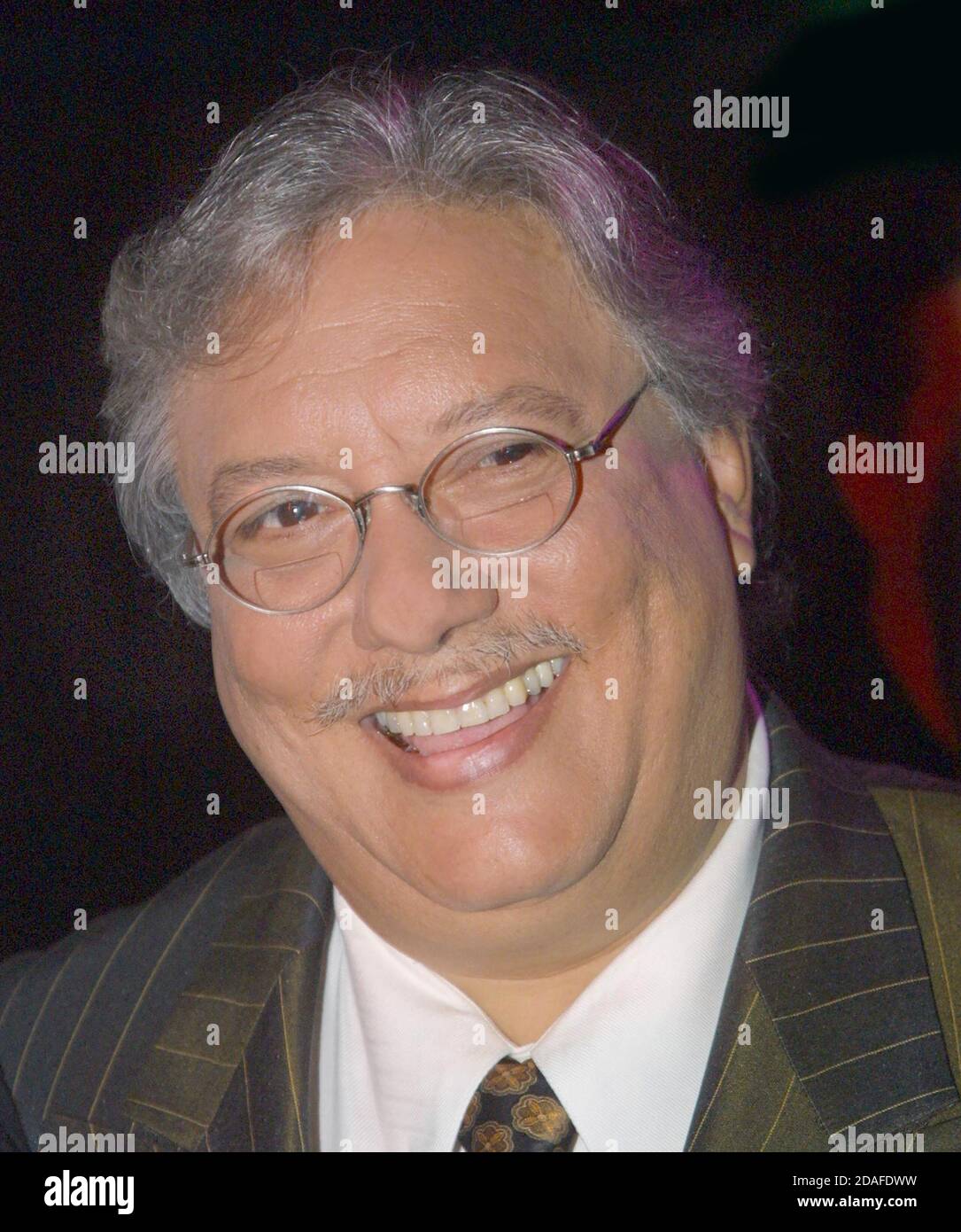 Miami Beach, FL 11-13-2001 Emmy and Grammy award-winning jazz musician Arturo  Sandoval plays the piano after being awarded for 30 years of musical  excellence. Photo by Adam Scull/PHOTOlink Stock Photo - Alamy