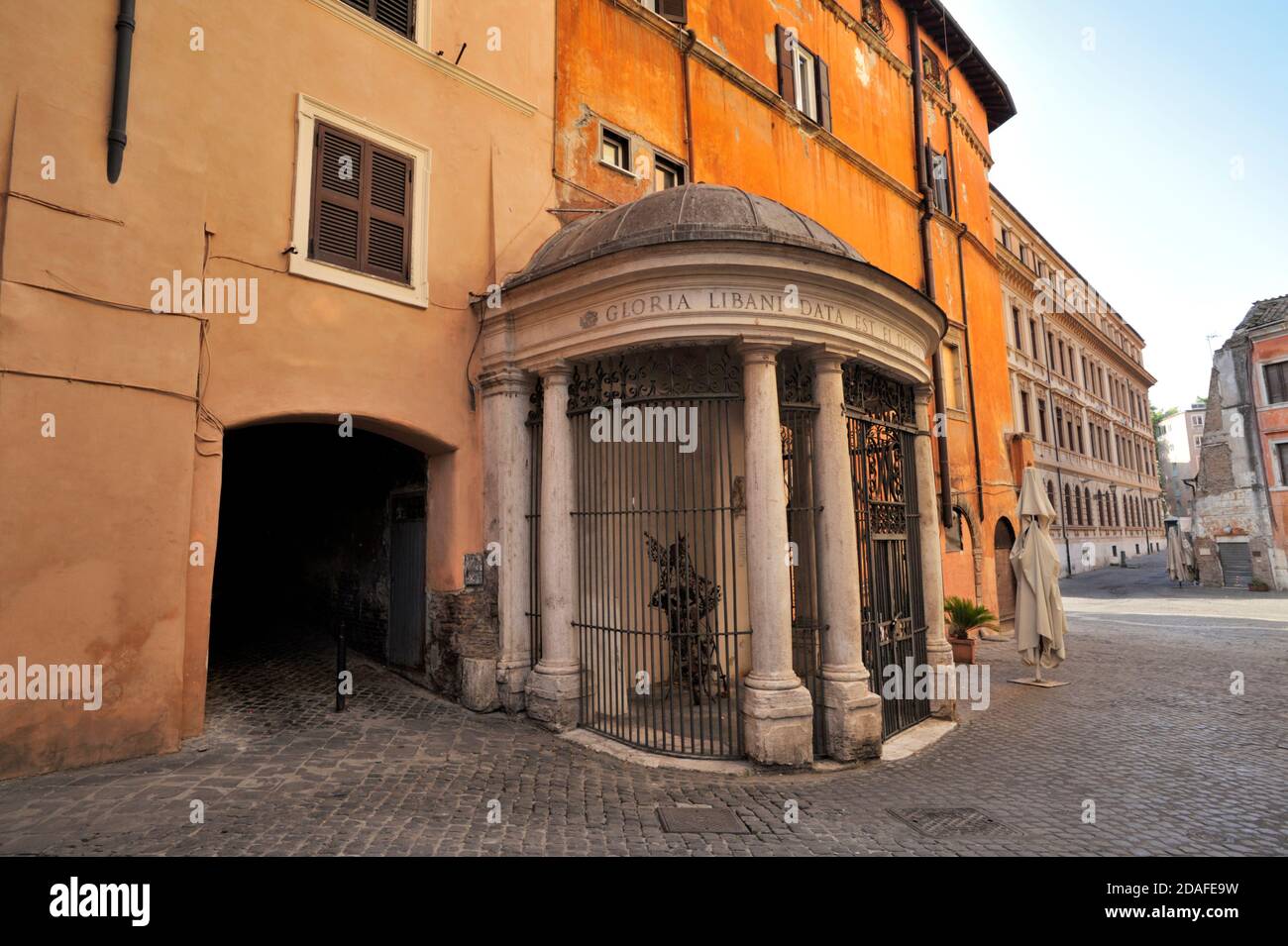 tempietto del carmelo, piazza costaguti, jewish ghetto, rome, italy Stock Photo