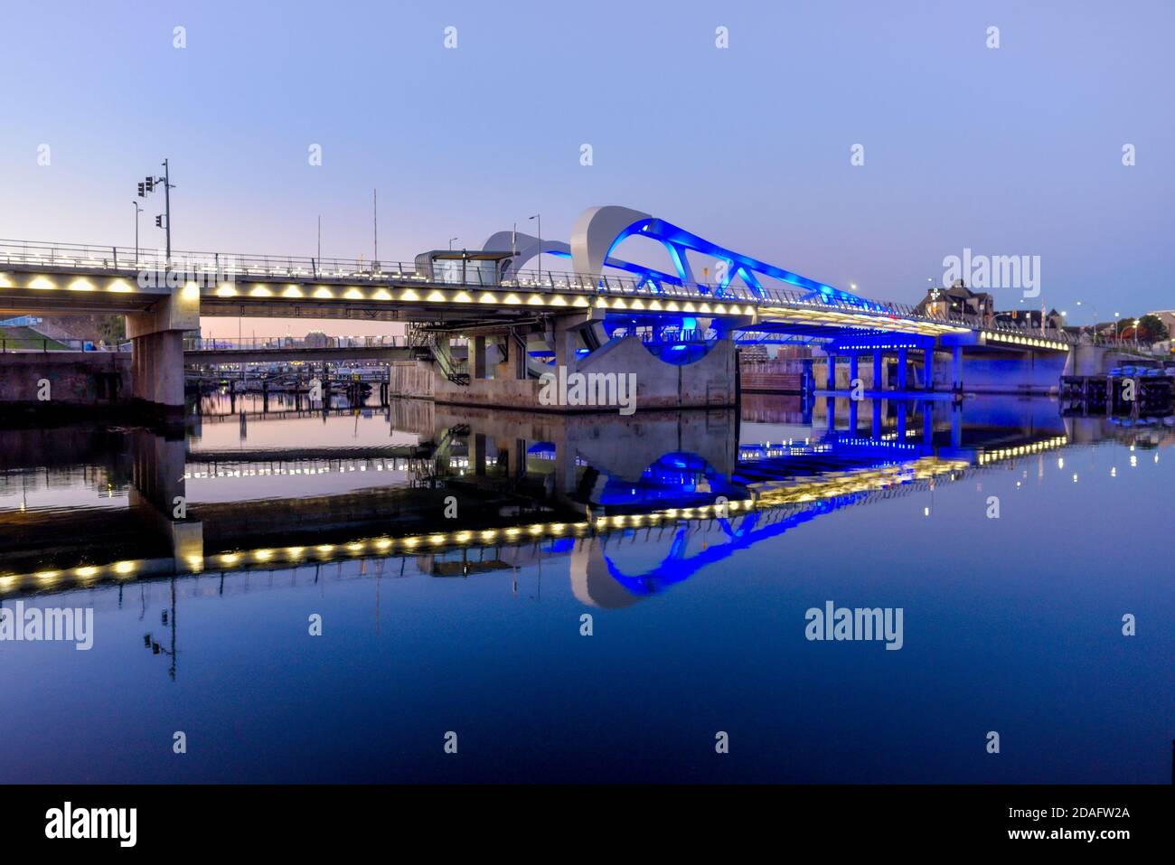 Rolling bascule bridge hi-res stock photography and images - Alamy