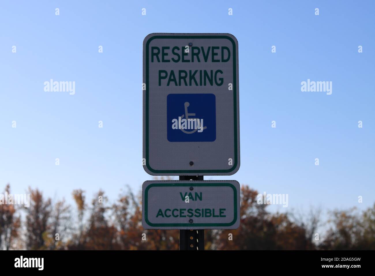 A handicap parking sign Stock Photo