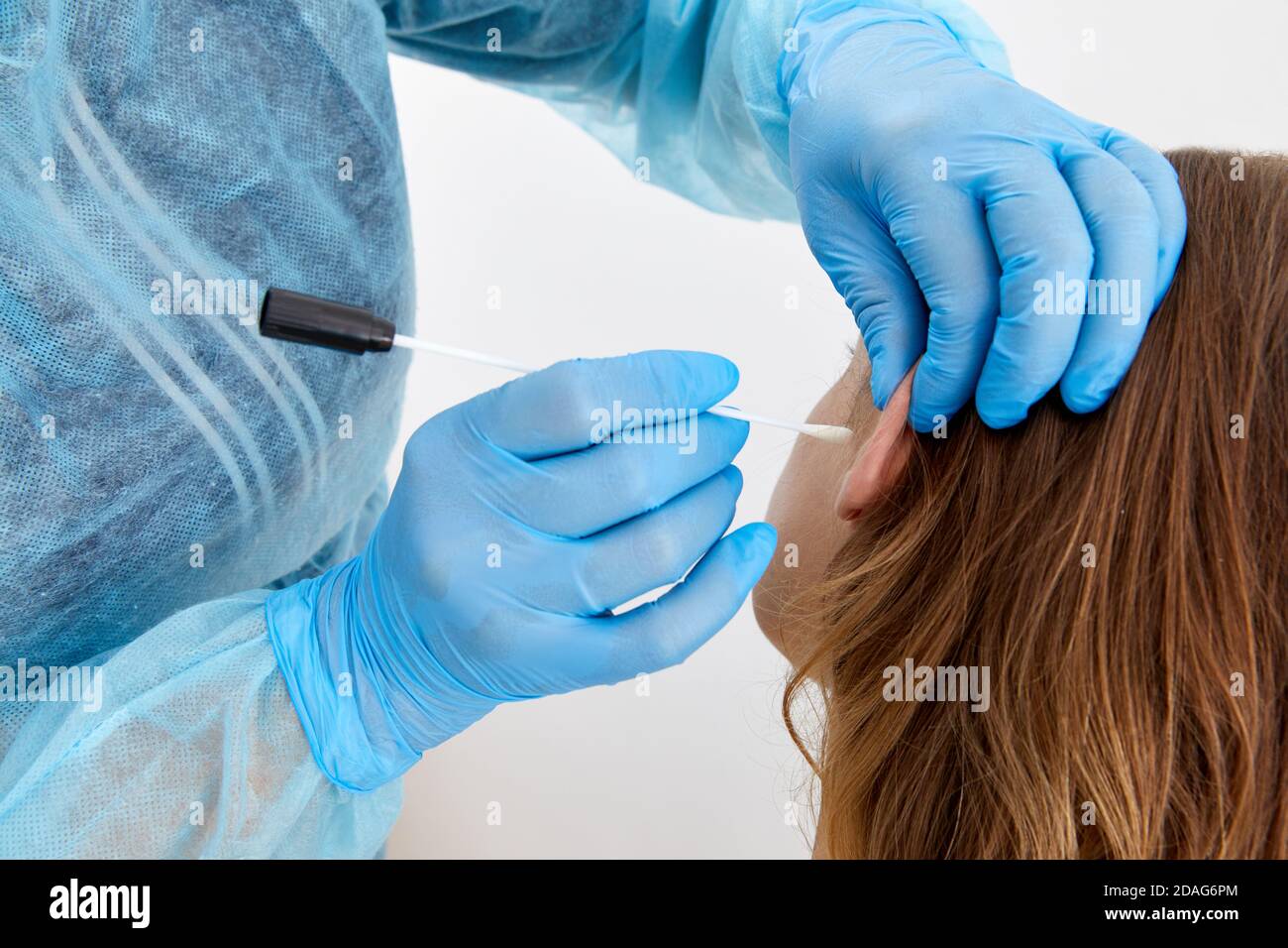 Laboratory woman ear hi-res stock photography and images - Alamy