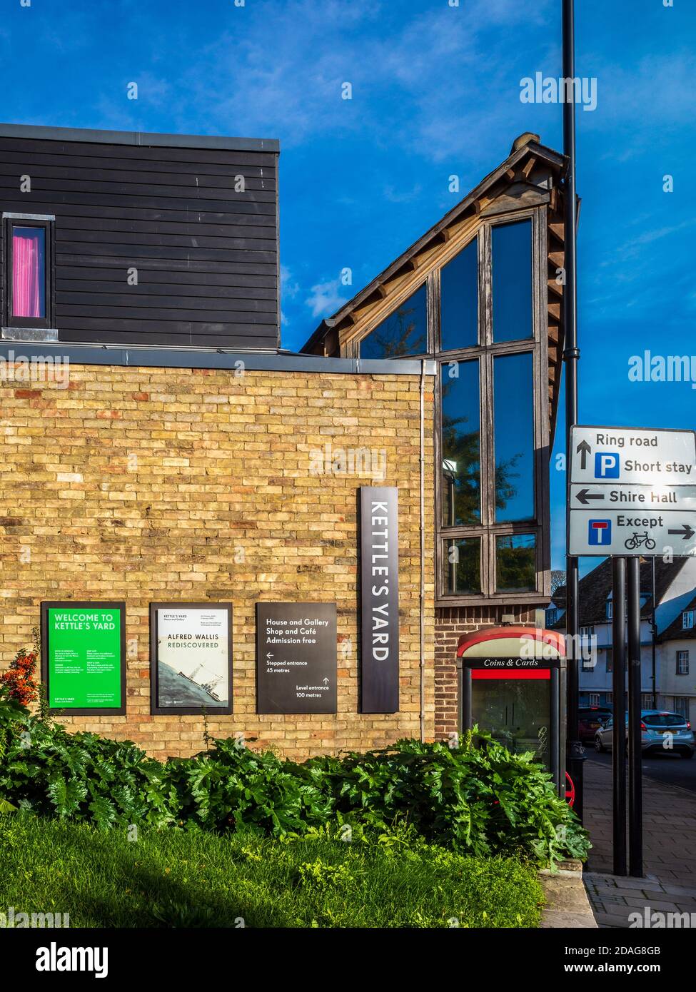 Kettle's Yard Cambridge art gallery and house in Cambridge