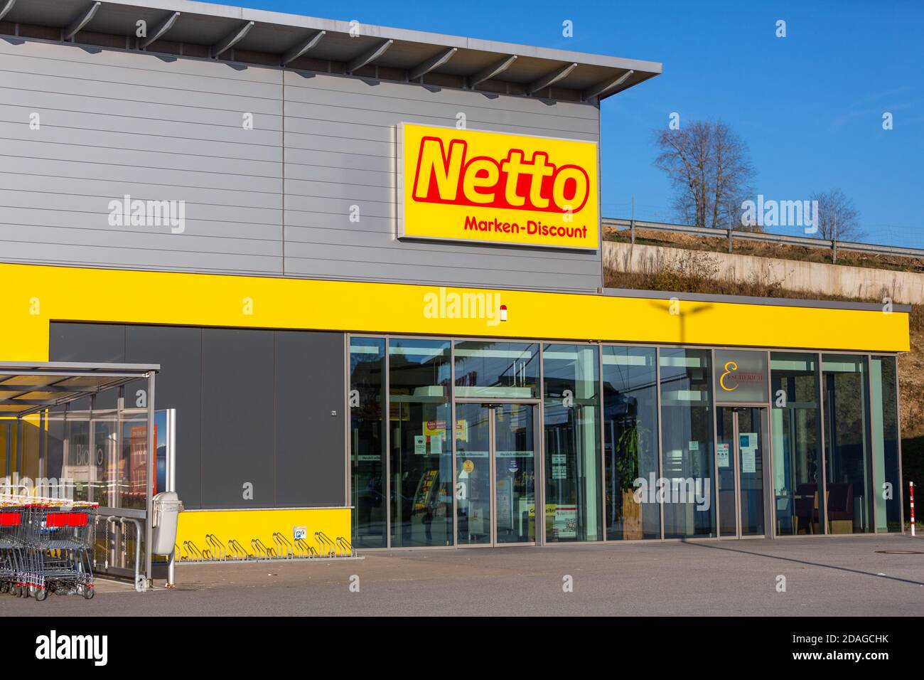 PASSAU / GERMANY - NOVEMBER 8, 2020: Branch logo of Netto. Netto Marken-Discount is a German discount supermarket chain. Stock Photo