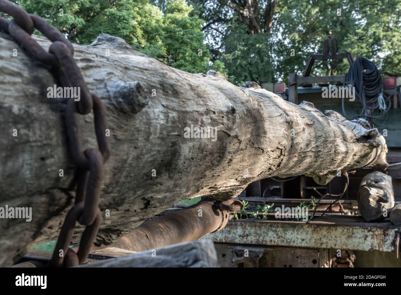 Vintage Log Truck High Resolution Stock Photography and Images - Alamy
