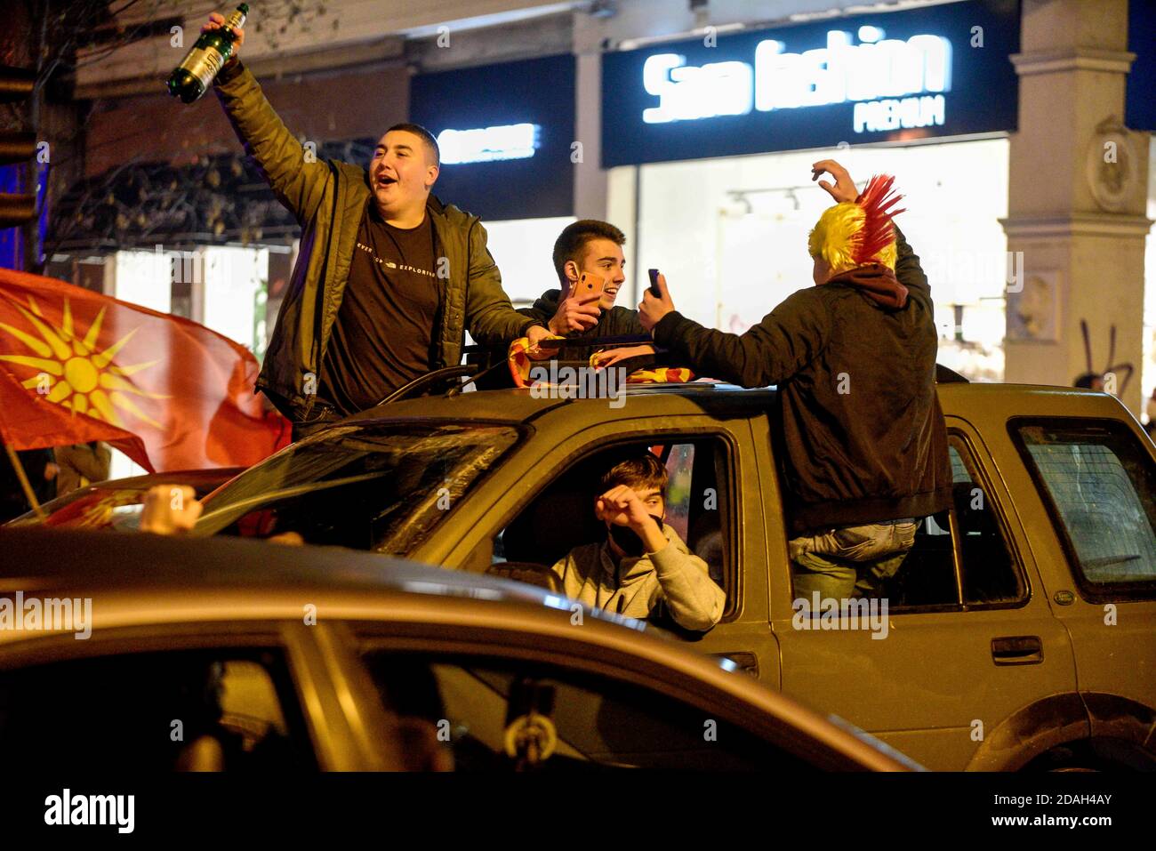 Page 2 Georgia Fans High Resolution Stock Photography And Images Alamy