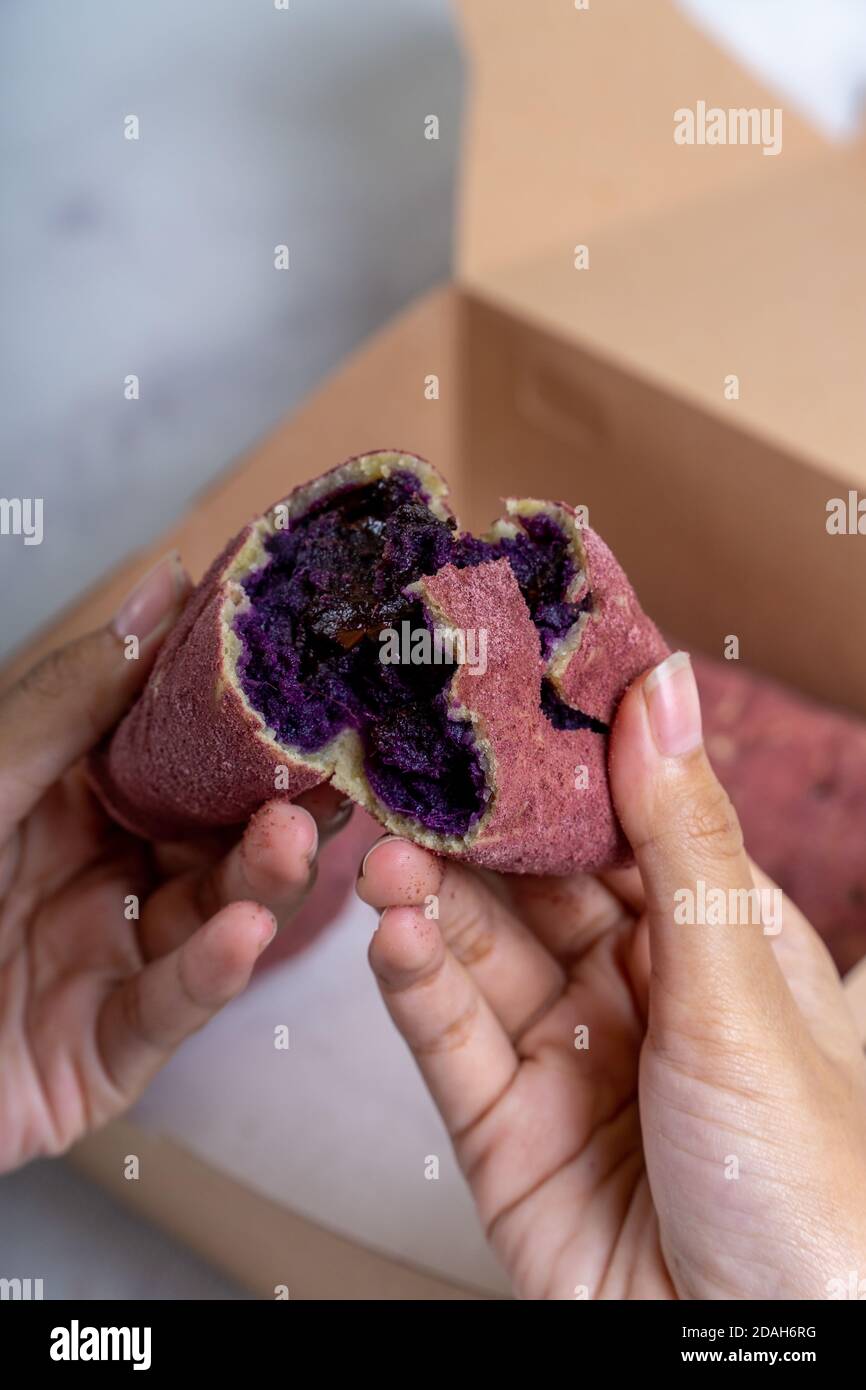 Korean Sweet Potato Bread Stock Photo Alamy