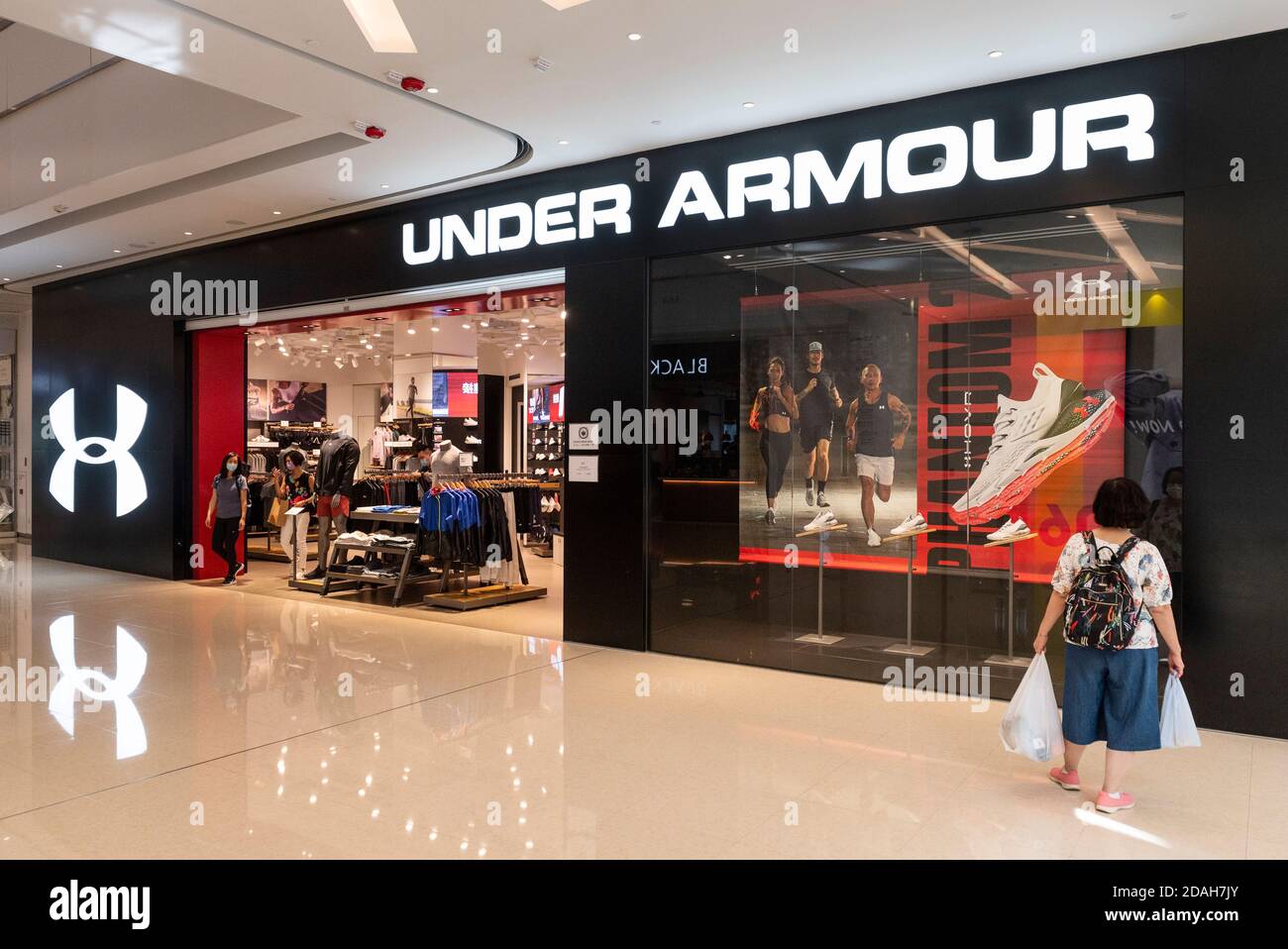 Hong Kong, China. 12th Nov, 2020. American multinational clothing brand Under  Armour store seen in Hong Kong. Credit: SOPA Images Limited/Alamy Live News  Stock Photo - Alamy