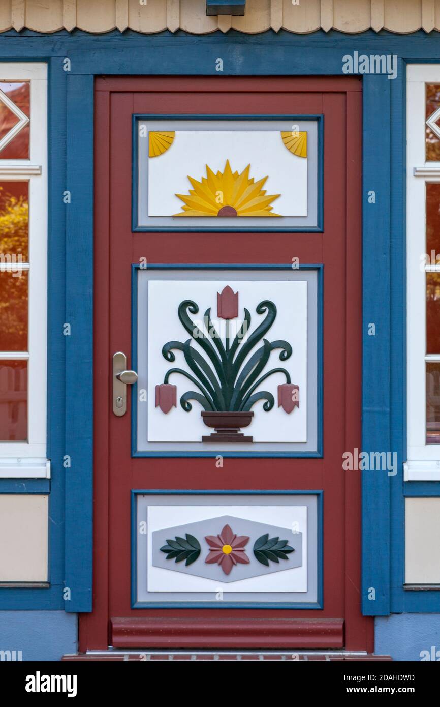 geography / travel, Germany, Mecklenburg-West Pomerania, Prerow, Fischland, traditional door at the Da, Additional-Rights-Clearance-Info-Not-Available Stock Photo