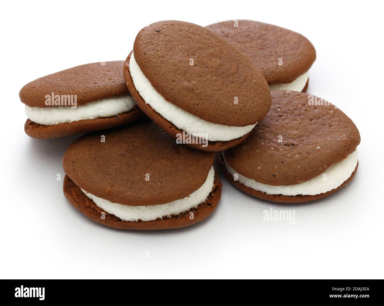 homemade chocolate whoopie pie with marshmallow filling Stock Photo - Alamy