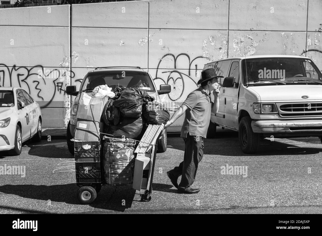 NEW YORK, USA Sep 23, 2017 Manhattan street scene. Delivery man