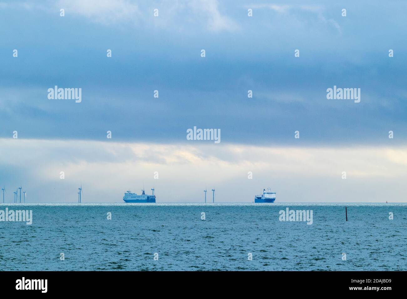 Exiting mouth of thames hi-res stock photography and images - Alamy