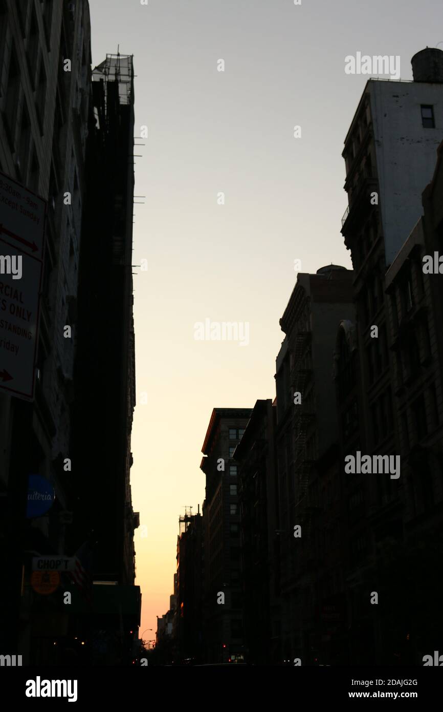 New York City Midtown Manhattan Street building Sunset Stock Photo - Alamy