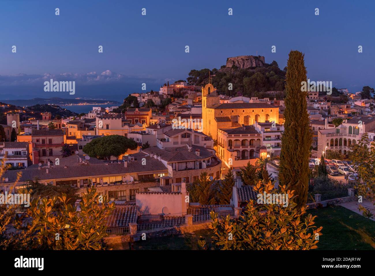 CASTLE RUINS OLD TOWN BEGUR COSTA BRAVA CATALONIA SPAIN Stock Photo - Alamy
