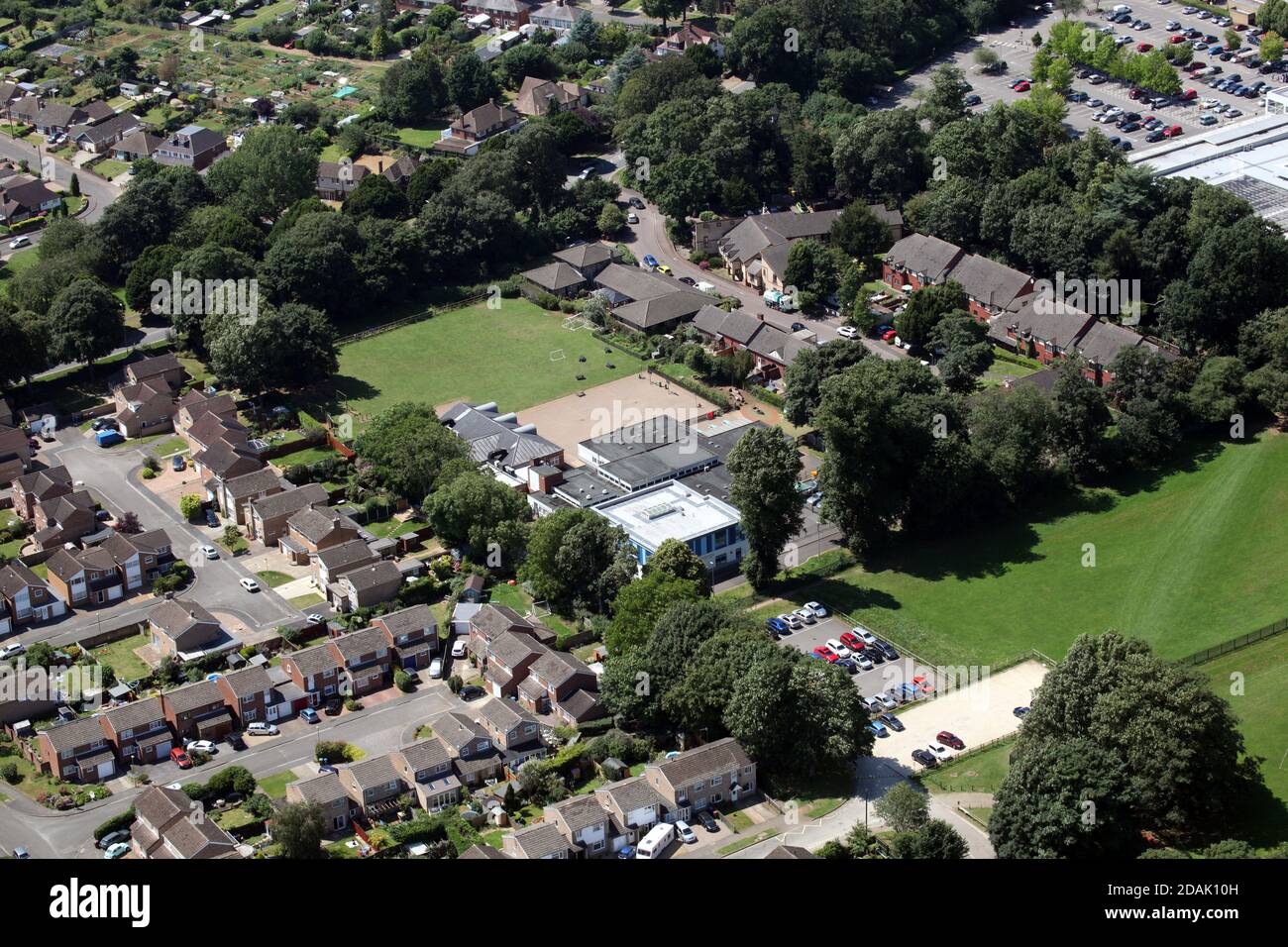aerial view of The Grange Community Primary School and Chasewell Community Centre, Banbury, Oxfordshire Stock Photo