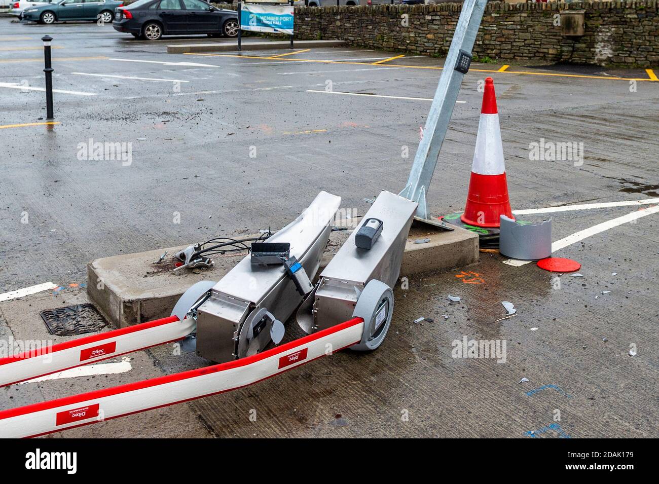 Union Hall, West Cork, Ireland. 13th Nov, 2020. The newly installed access barrier at Keelbeg Pier, Union Hall was destroyed last night. It is understood a van hit the barrier, causing approx. €10,000 worth of damage. Credit: AG News/Alamy Live News Stock Photo