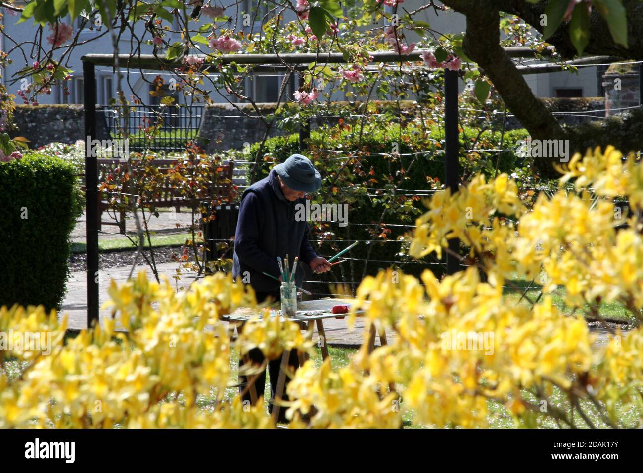 Girvan Artist James Harrigan at work in Orchard Gardens Girvan, South Ayrshire, Scotland UK