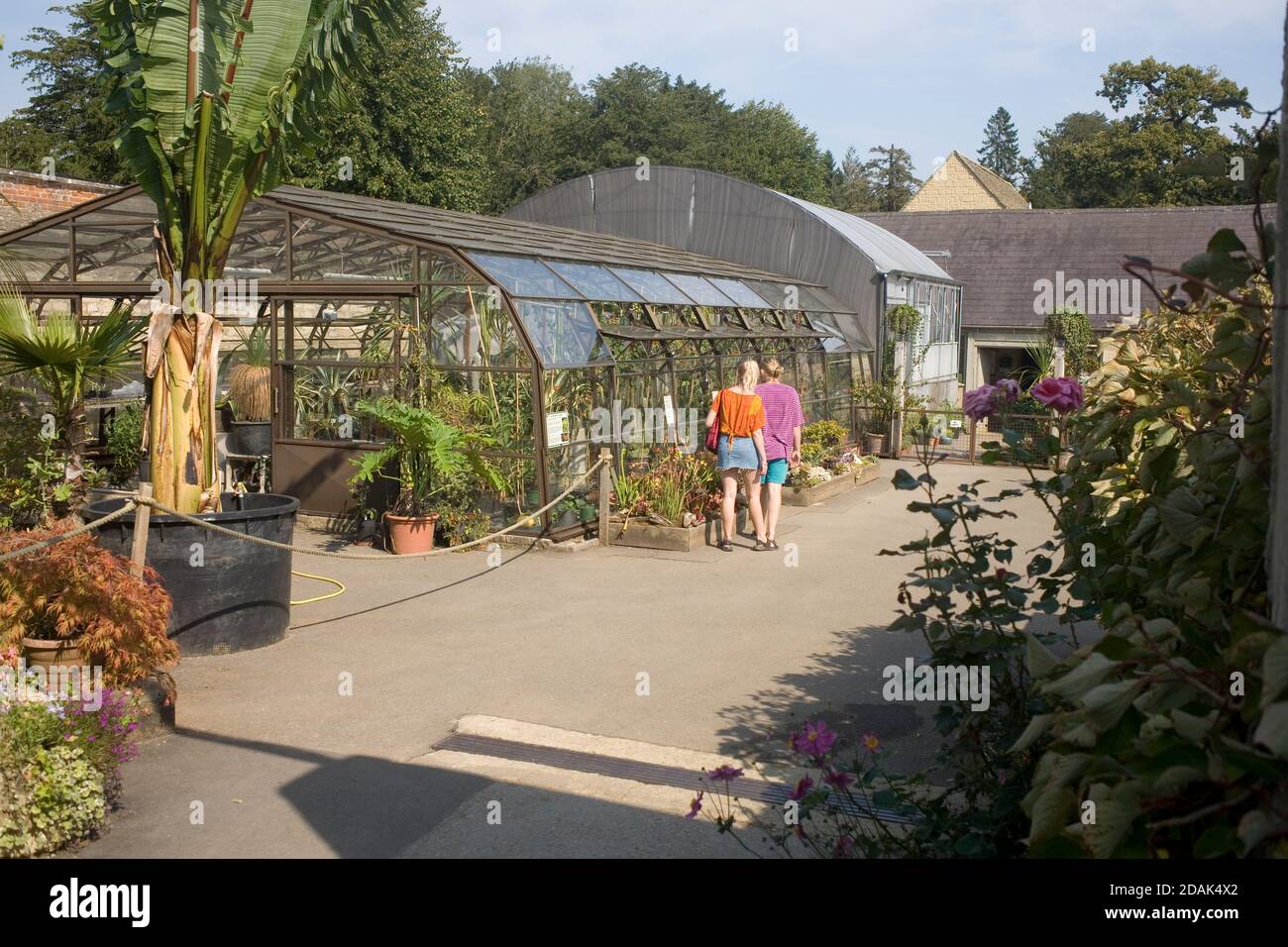 Cotswold manor house hi-res stock photography and images - Alamy