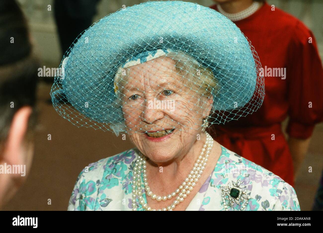 Queen Elizabeth The Queen Mother.94th Birthday Celebrations, Clarence House, London. UK. 04.08.1994 Stock Photo