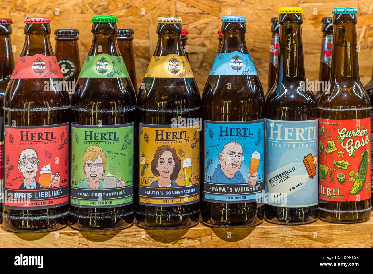 The family is always there: Here is a selection of beers from the Hertl brewery. Hertl Beer Boutique in Bamberg, Germany Stock Photo