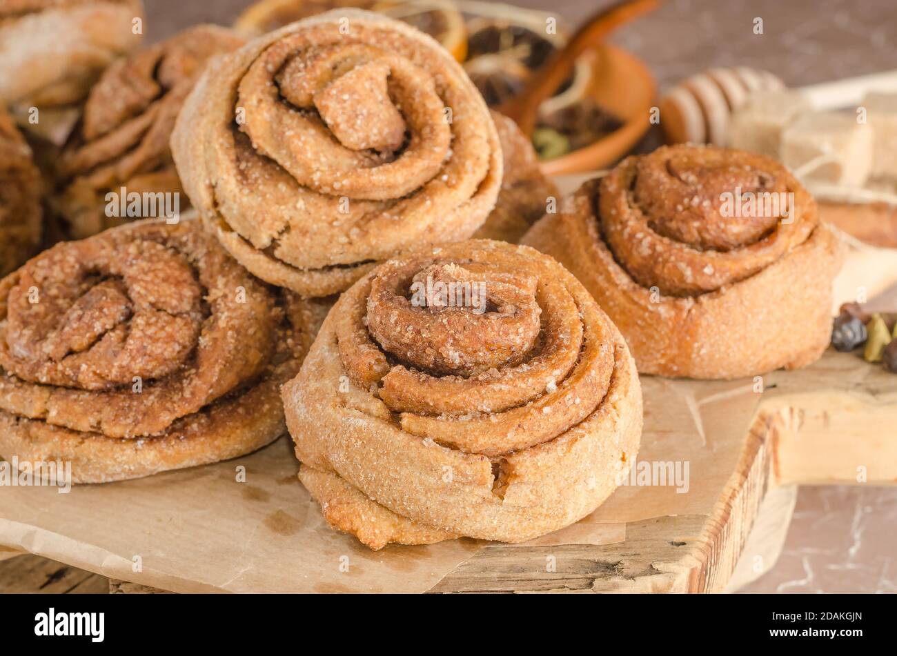A step-by-step recipe for sweet cinnamon rolls. Step 15 - close-up baked cinnamon rolls Stock Photo