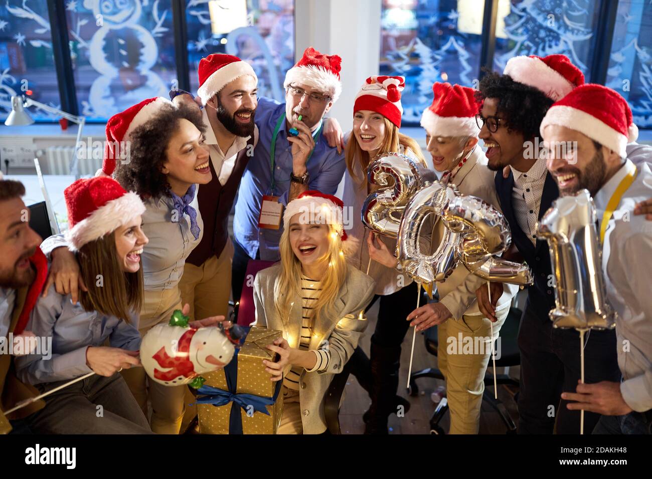 Countdown party hi-res stock photography and images - Alamy