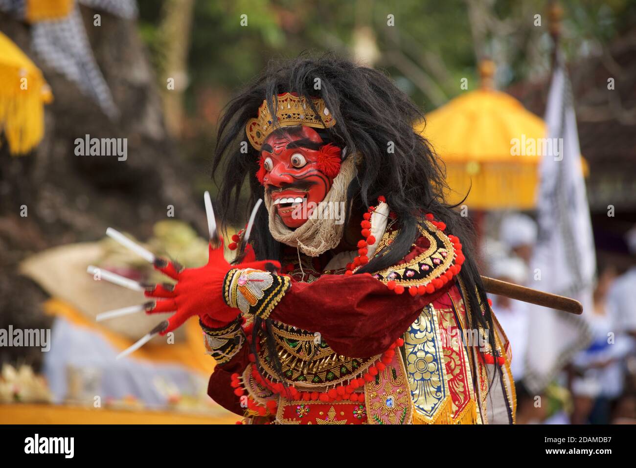 Balinese Masked Dance Part Of The Barong Dance Jauk Keras Depicts The King Of Giants A Dynamic Yet Frightening Figure Topeng Sakenan Temple Bali Indonesia Stock Photo Alamy Balinese Masked Dance Part Of The Barong Dance Jauk Keras Depicts The King Of Giants A Dynamic Yet Frightening Figure Topeng Sakenan Temple Bali Indonesia Stock Photo Alamy