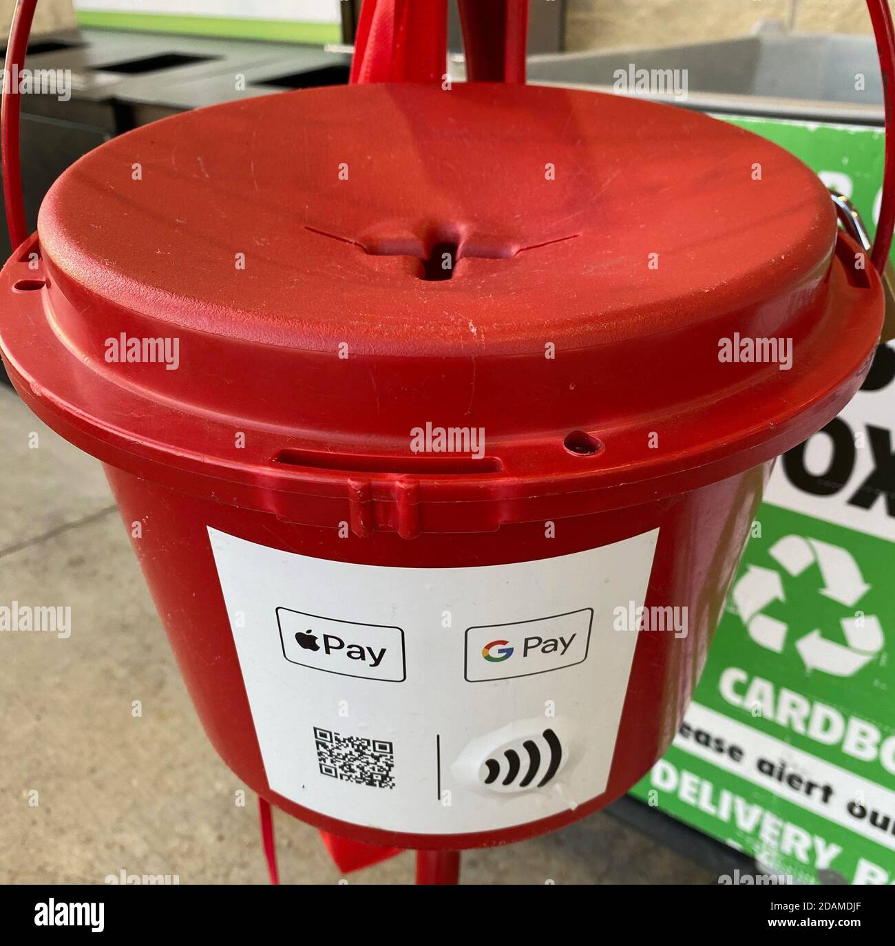 Salvation army kettle hires stock photography and images Alamy