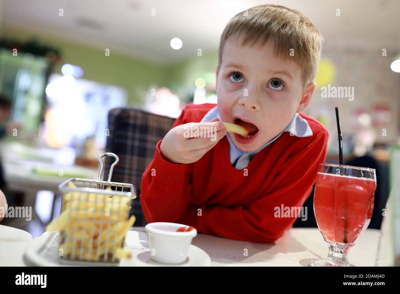 Hand potato chip ketchup hires stock photography and images Alamy