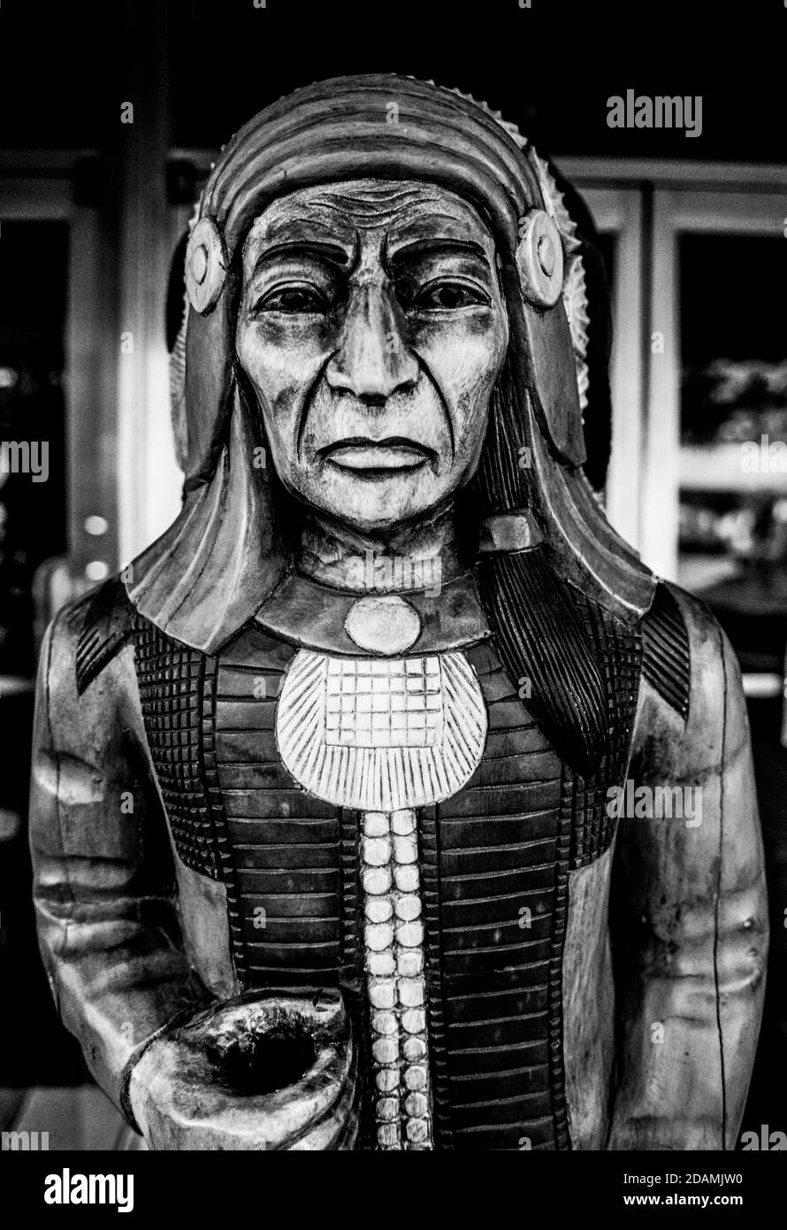 A ' Cigar Store Indian ' stands outside a Rome, GA tobacco store. Stock Photo