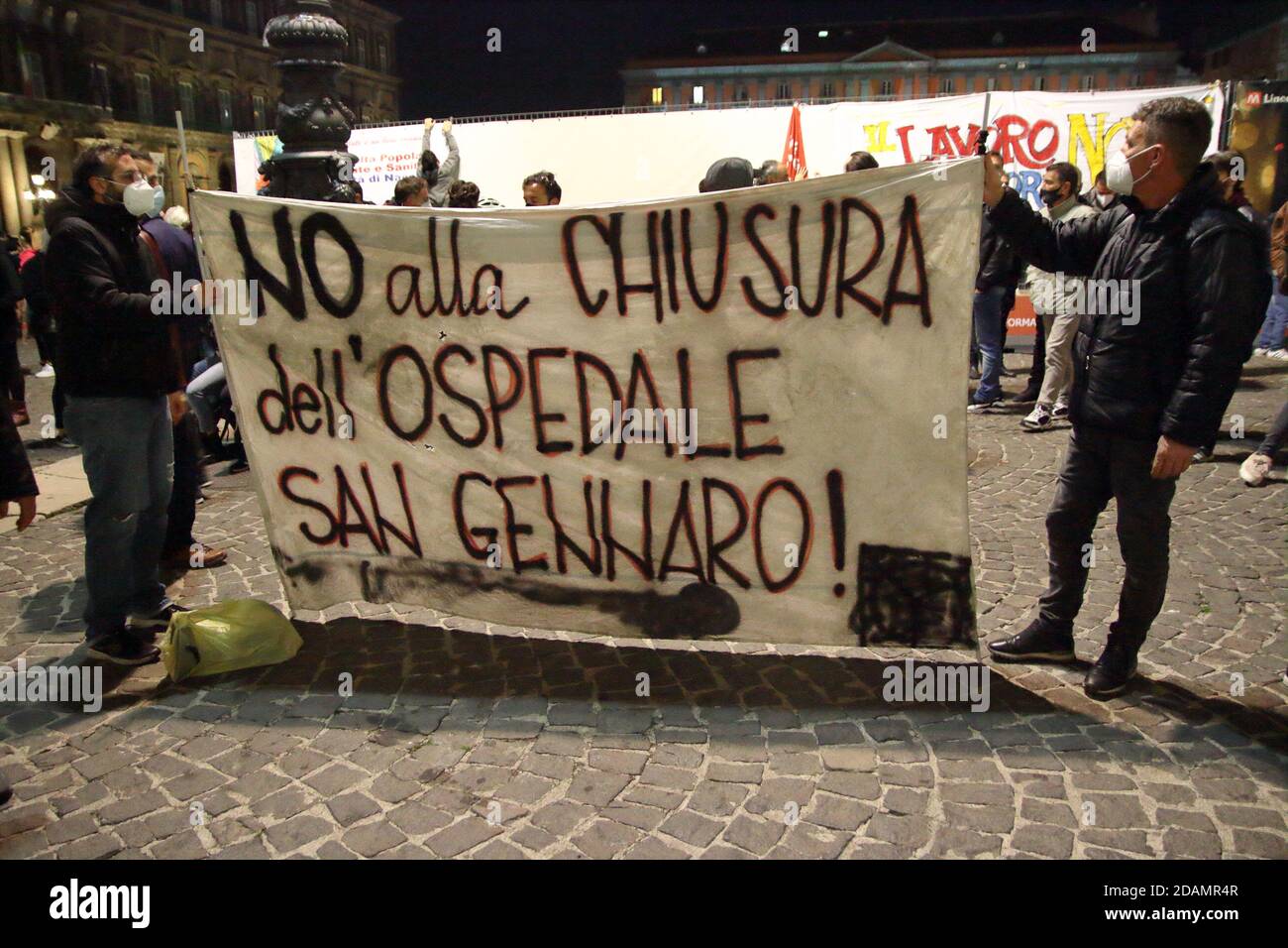 Napoli, Italy. 13th Nov, 2020. Town event to immediately ask for a whole series of measures for public health, trade, school. Immediately a wealth tax on the rich to help health care in this historic time so in trouble. Organized by many political associations and laboratories. (Photo by Pasquale Senatore/Pacific Press) Credit: Pacific Press Media Production Corp./Alamy Live News Stock Photo