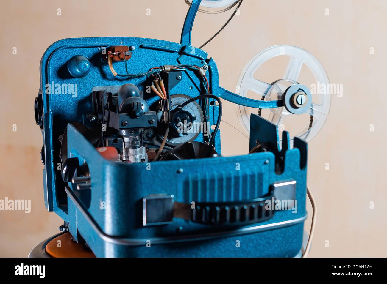 8mm film projector hi-res stock photography and images - Alamy