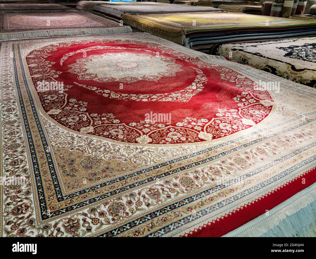 Carpets Store High Resolution Stock Photography And Images Alamy
