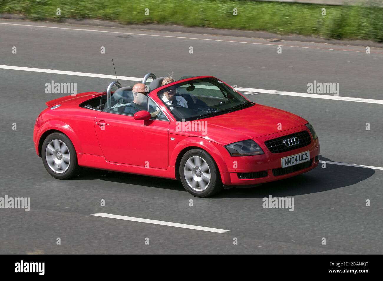 Audi tt red hi-res stock photography and images -