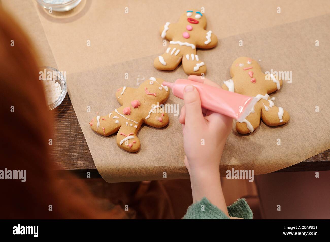 Gingerbread cookies on baking pan hi-res stock photography and images -  Alamy