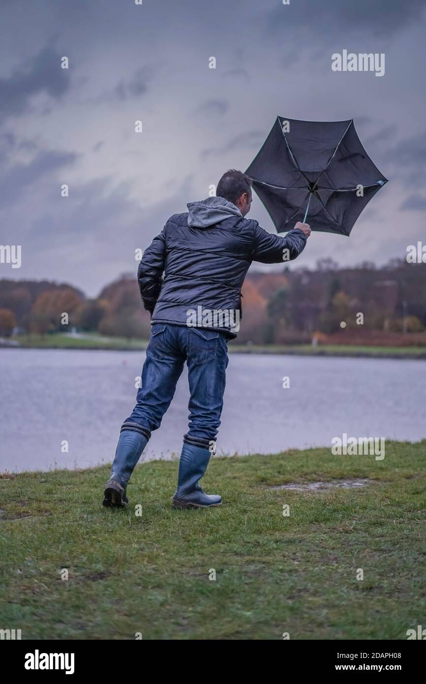 Kidderminster, UK. 14th November, 2020. UK weather very wet and windy