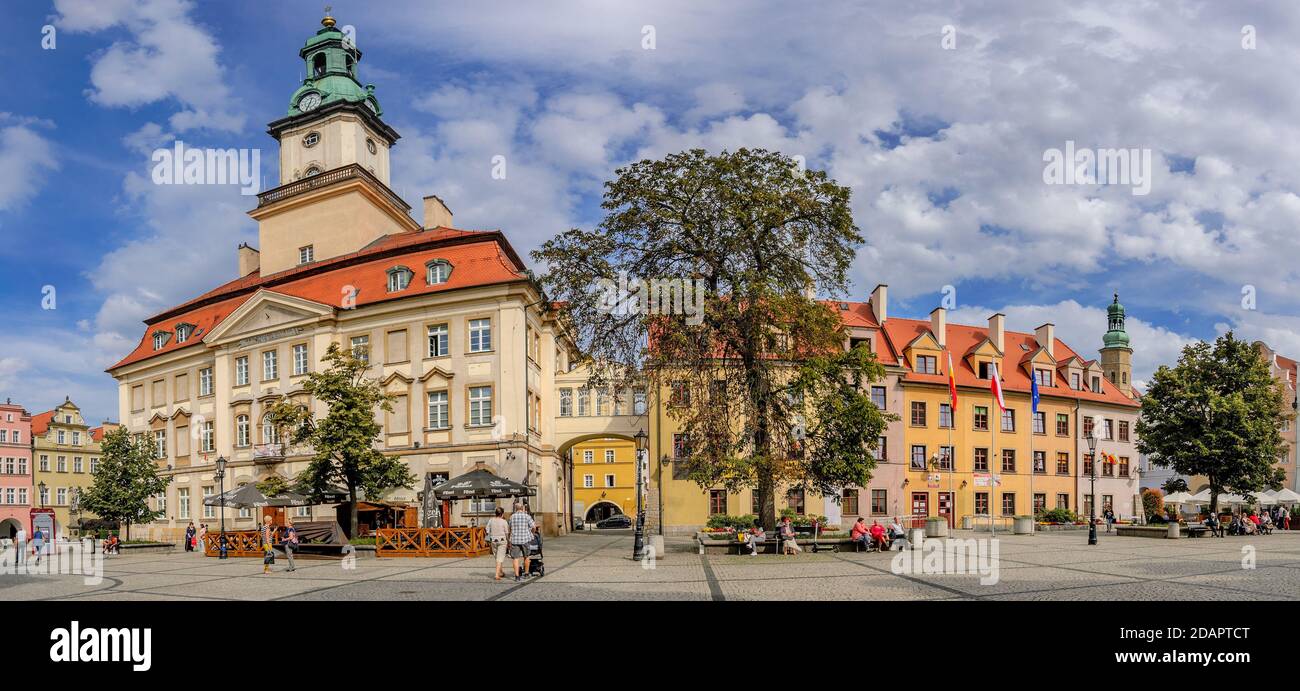 The city hall at the Marketplace. City of Jelenia Gora, (ger.: Hirschberg im Riesengebirge), Lower Silesia province, Poland. Stock Photo