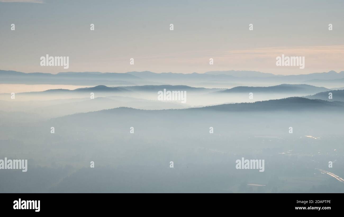Layers of mist and cloud hi-res stock photography and images - Alamy