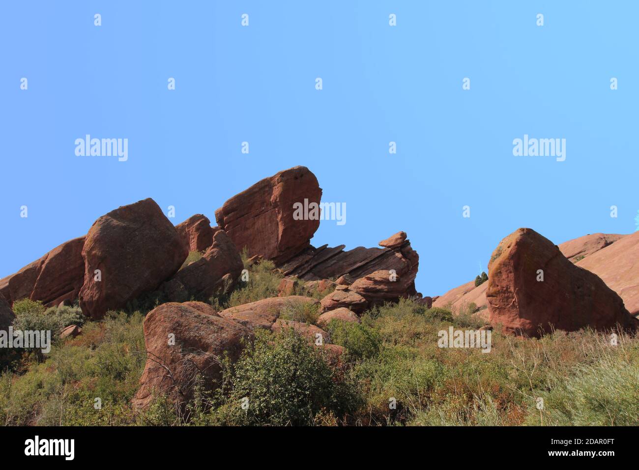 Boulders and rock formations on the Trading Post Trail in Red Rock ...